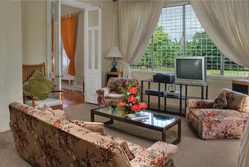 Beverley Apartments Dover Barbados